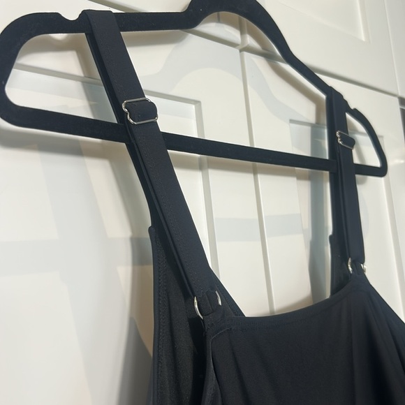 Hanna Nikole Black Floral One Piece Flowy Body Shaping Swimsuit Dress w/shorts - Picture 6 of 16